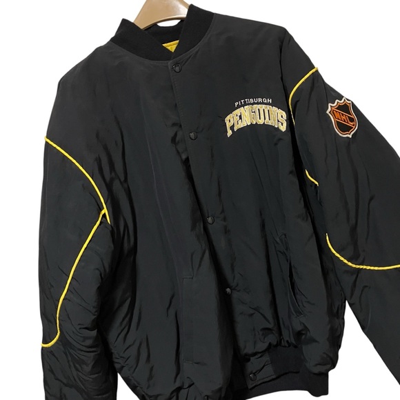 Vintage NHL Starter Pittsburgh Penguins Back to Back Stanley Cup Champs Jacket - Picture 6 of 14